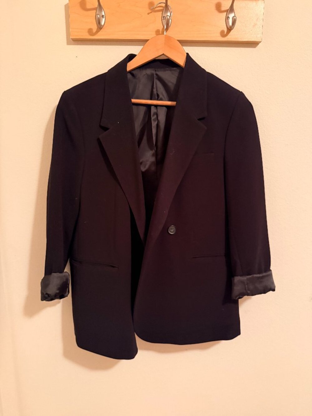 Monts Black Blazer Single Button Peaked Lapel Tailored